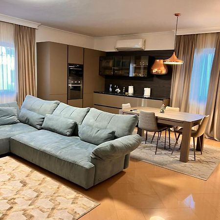 Villa Chaplin 티라나 외부 사진