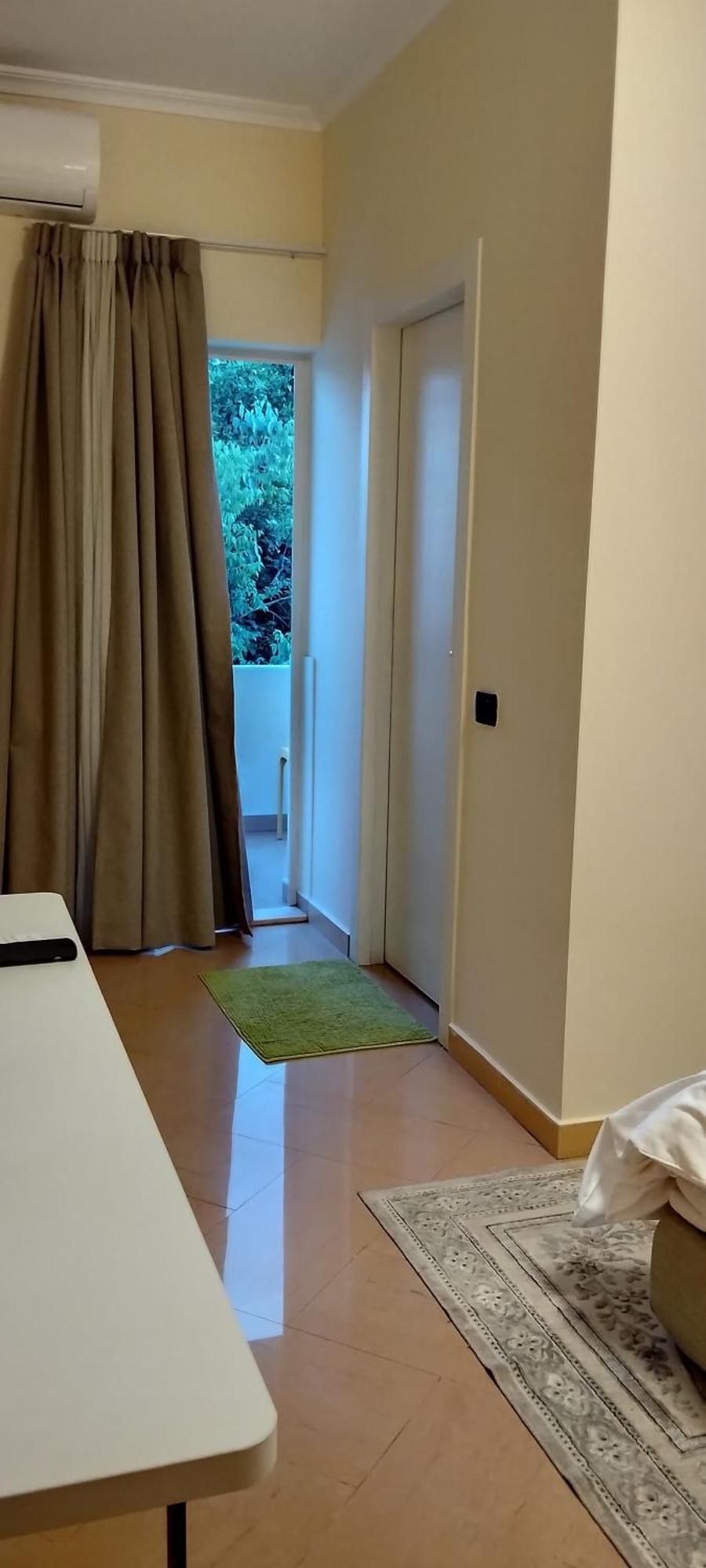 Villa Chaplin 티라나 외부 사진